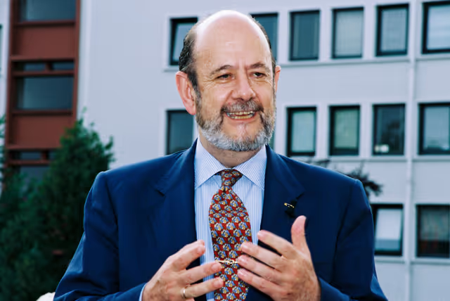 Fotografie 13: Start of a motorbike parade in Strasbourg
