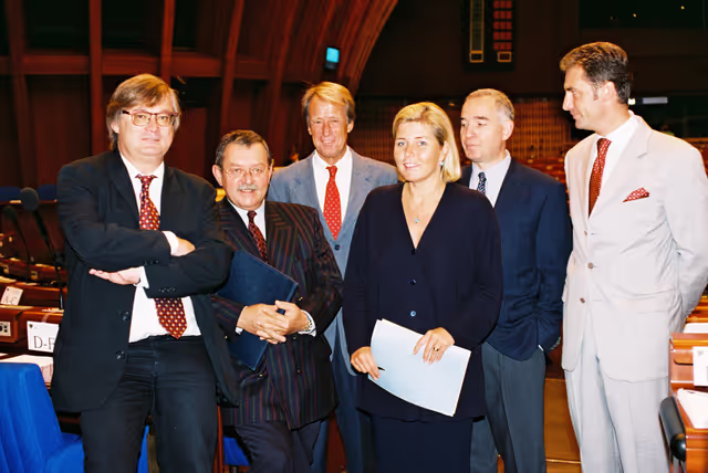 Foto 5: The Austrian Non-Attached MEPs in the hemicycle in Strasbourg