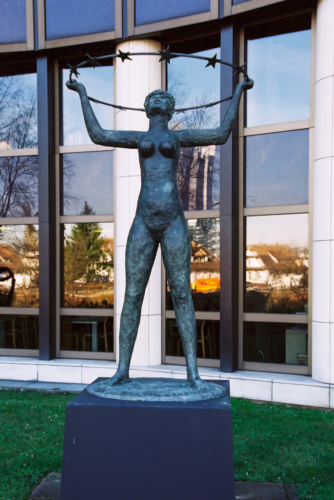 La Sicilia per l'Europa - Sculpture in front of the WIC building in Strasbourg