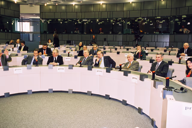 Suriet 2: Italian MEPs meet with Italian Parliament member