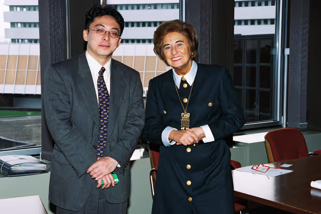 Fotografie 2: MEP Ursula SCHLEICHER meets with Kazuki AKIYAMA