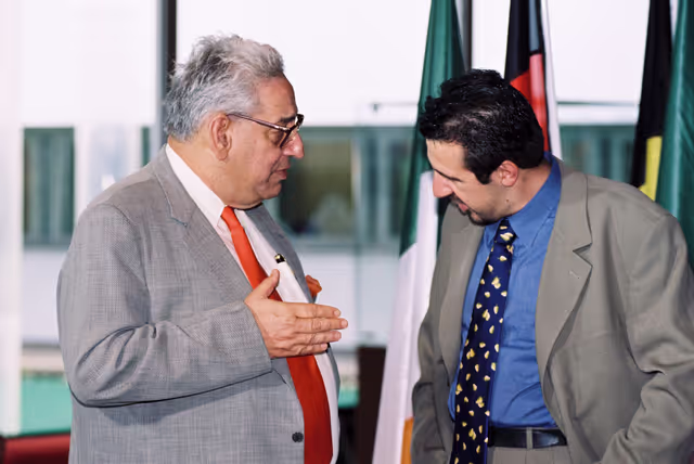 Fotografia 7: Interview with MEP Dimitris TSATSOS in Strasbourg