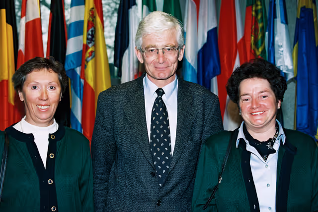 Fotografie 9: MEP Reinhard RACK with guests in Strasbourg