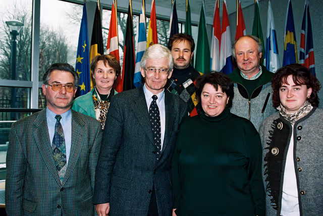 Fotografie 6: MEP Reinhard RACK with guests in Strasbourg