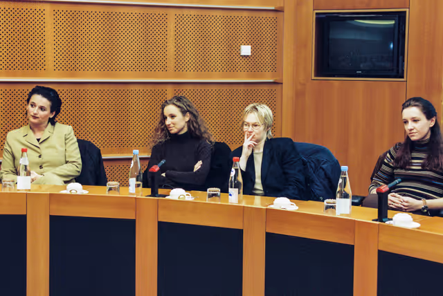 Fotografie 5: MEP Reinhard RACK with Austrian guests in Brussels