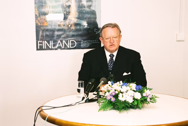 Fotografie 30: Visit of Martti AHTISSARI, President of Finland at the European Parliament in Strasbourg