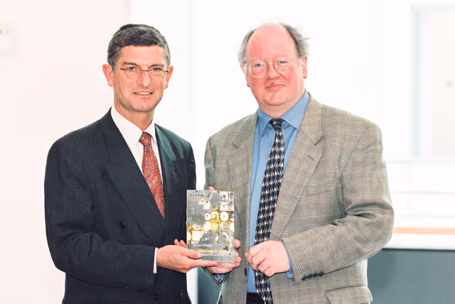 Снимка 3: Presentation of the Book:  Making it Home  by Simon Mundy