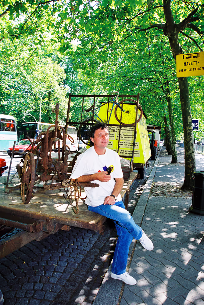 Farmers protest against the CAP 2000