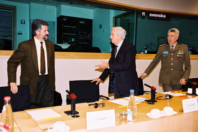 Fotagrafa 5: AFET Committee - Exchange of views with commision vice-presidents : activities in the area of of the common foreign and security policy