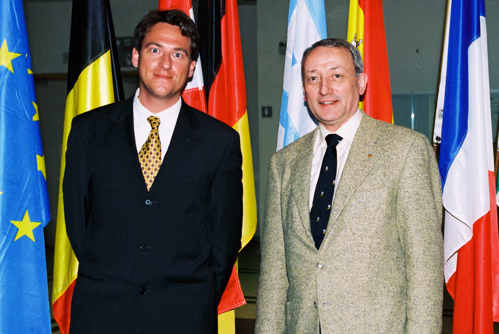 MEP Peter Michael MOMBAUR with a guest