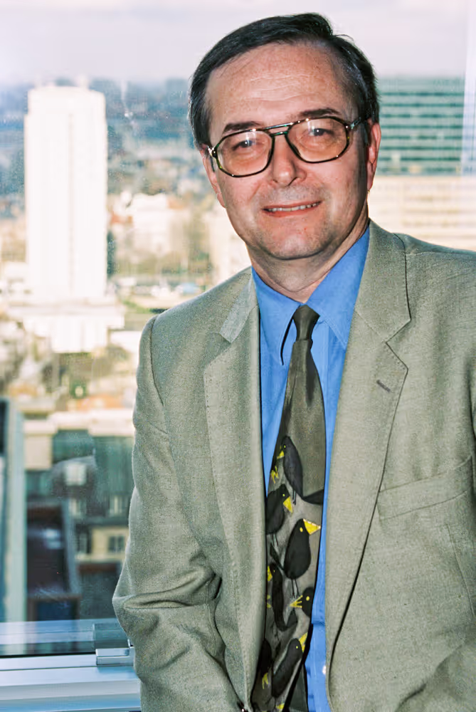Portrait of MEP Herbert BOSCH in his office in Brussels