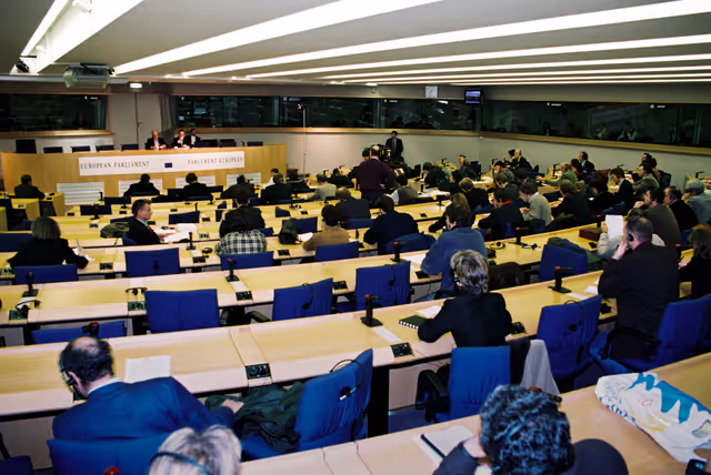 Fotografi 15: EP President holds a news conference in Brussels