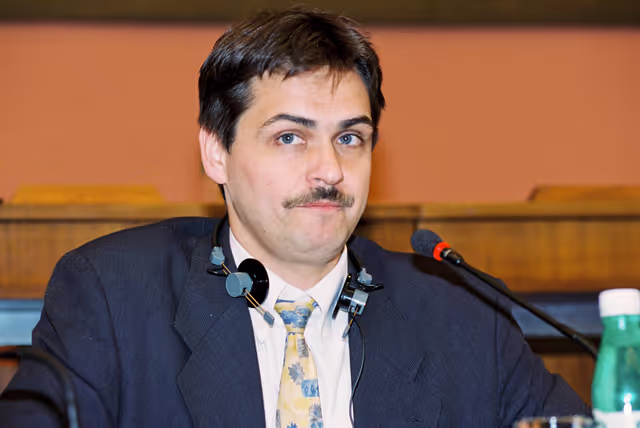 Photo 4 : MEPs meet with students in Strasbourg