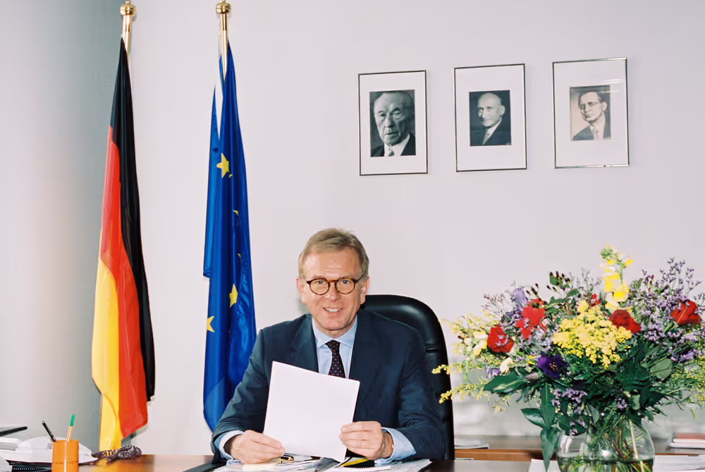 MEP Hans Gert POETTERING in his office