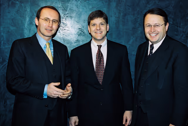 Fotó 8: Othmar KARAS and Paul RÜBIG with their team in the EP in Strasbourg