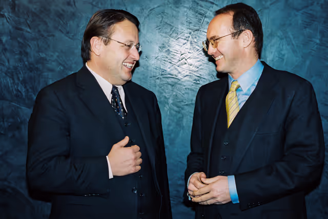 Fotó 10: Othmar KARAS and Paul RÜBIG with their team in the EP in Strasbourg