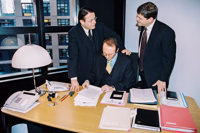 Fotó 1: Othmar KARAS and Paul RÜBIG with their team in the EP in Strasbourg