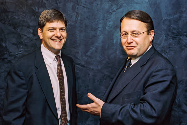 Fotó 15: Othmar KARAS and Paul RÜBIG with their team in the EP in Strasbourg