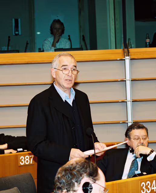 Foto 19: Plenary Session in Brussels - February 2000