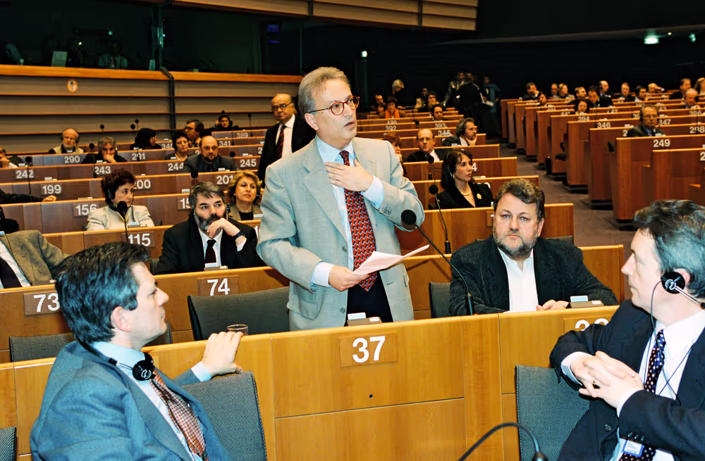 Plenary Session in Brussels - February 2000