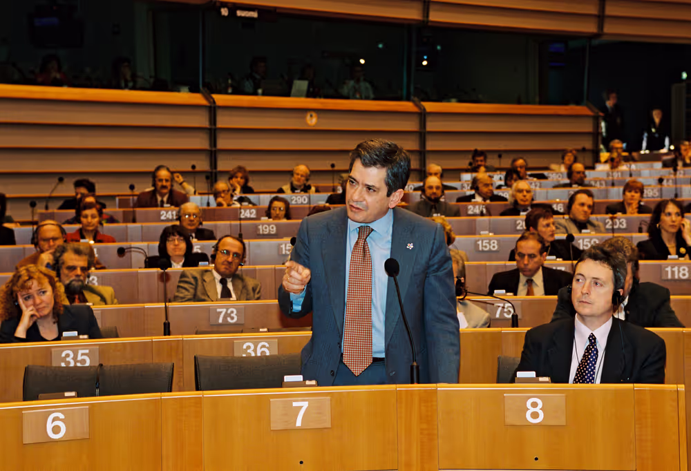 Plenary Session in Brussels - February 2000