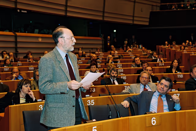 Foto 14: Plenary Session in Brussels - February 2000