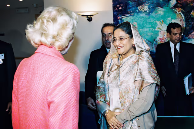 Nicole FONTAINE EP President meets with Sheikh HASINA, Prime Minister of Bangladesh