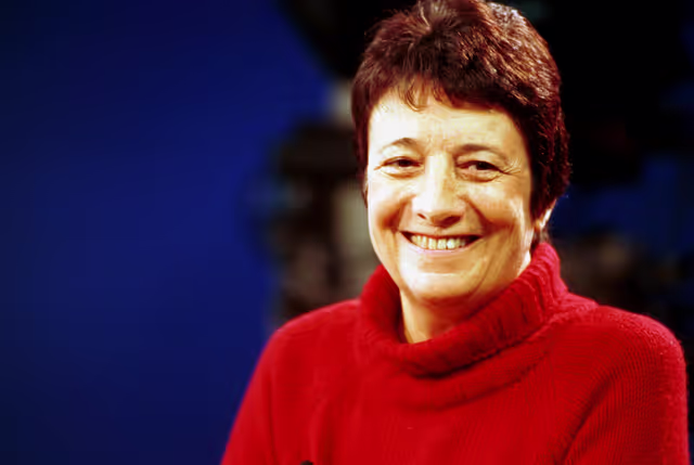 Photo 23: MEP Arlette LAGUILLER attends a TV interview in Strasbourg