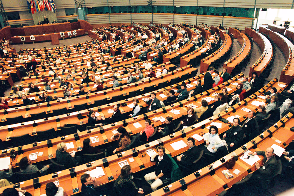 Youngsters in the hemicycle in Brussels