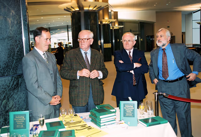 Fotografie 2: Presentation of the book:  Enforcing the Common Fisheries Policy
