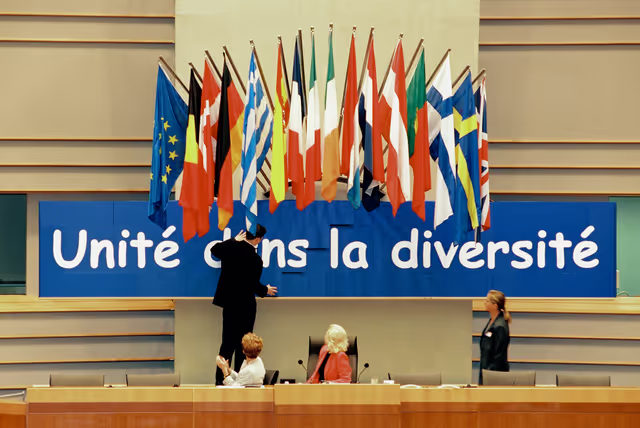 Foto 2: Proclamation of the slogan Unity diversity slogan in Brussels