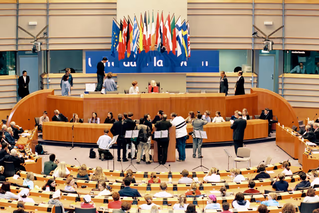 Foto 10: Proclamation of the slogan Unity diversity slogan in Brussels