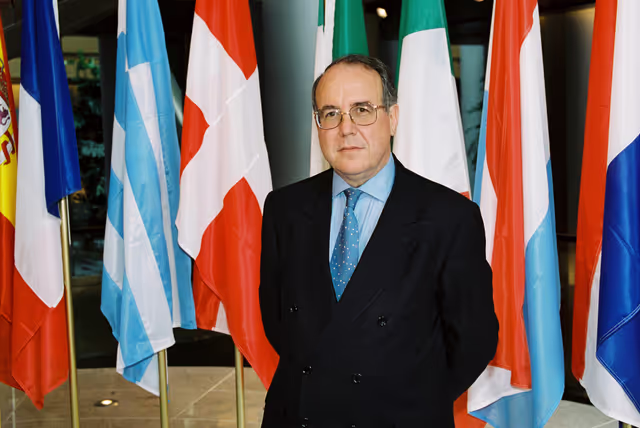 Fotografi 3: MEP Alejandro CERCAS in the European Parliament in Strasbourg
