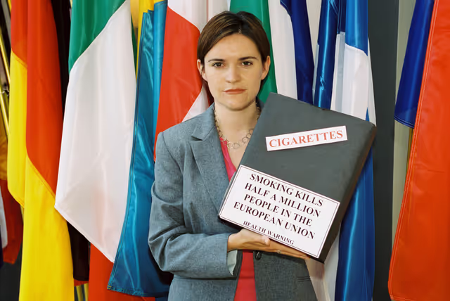 Nuotrauka 2: MEPs Demonstration concerning report on the Manufacture, presentation and sale of tobacco products