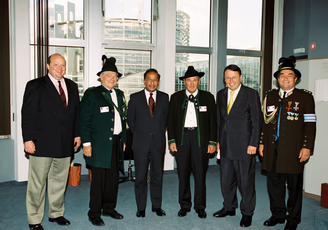 Foto 6: MEP meets with Visitors