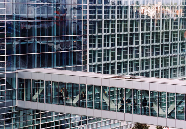 Fotogrāfija 10: Passerelle of the European Parliament in Strasbourg