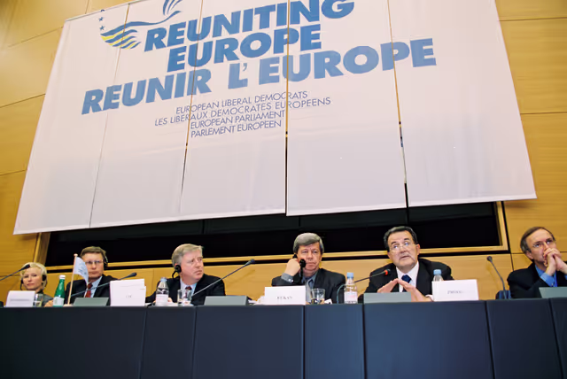 Fotografie 4: Conference  Reuniting Europe