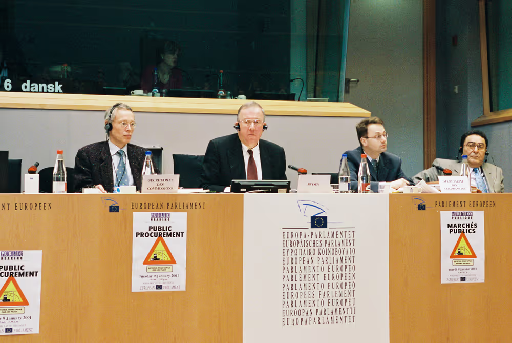 Public hearing on public procurement