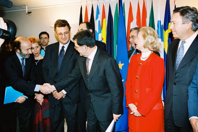 Photo 10: Presentation of the pact against terrorism in Spain