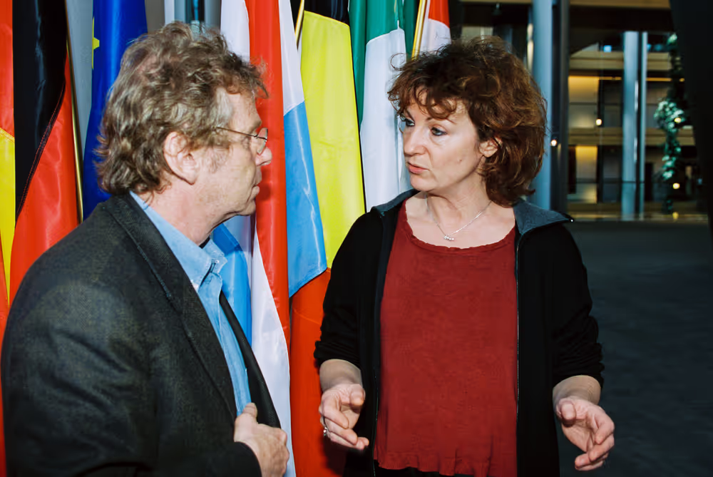 MEPs Daniel COHN-BENDIT and Helene FLAUTRE outside the hemicycle in Strasbourg