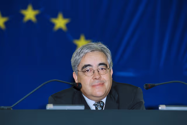 Fotó 1: EP Vice-President Luis MARINHO presides over a plenary session in Strasbourg