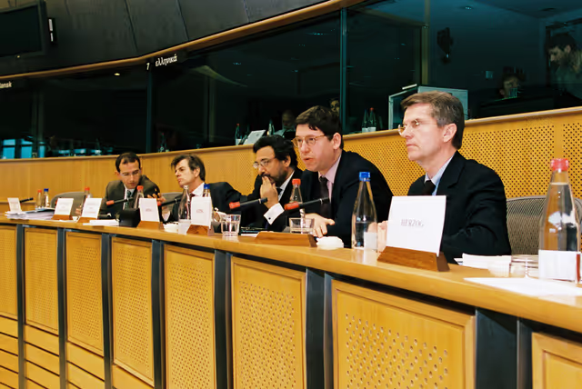 ECON Committee - Discussion with Jean-Philippe COTIS, Chairman of the Economic Policy Committee