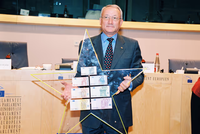 Fotagrafa 8: Euro Campaign