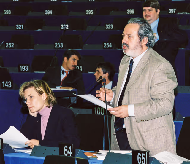Fotografia 49: Portrait of Mep during the plenary session