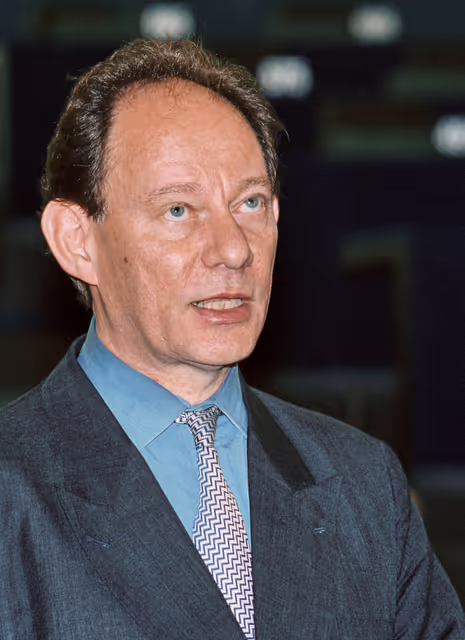 Fotografia 48: Portrait of Mep during the plenary session