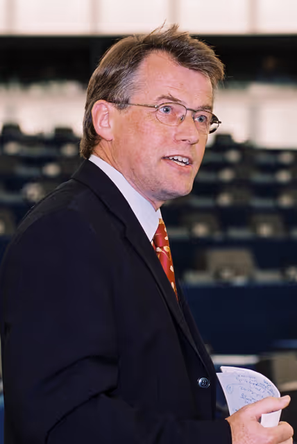 Fotografia 20: Portrait of Mep during the plenary session at the European Parliament in Strasbourg