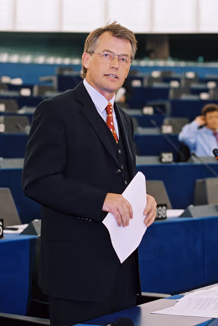 Fotografia 25: Portrait of Mep during the plenary session at the European Parliament in Strasbourg