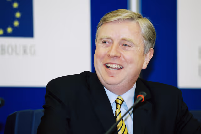 Valokuva 4: First press conference of Pat COX as EP President after his election in Strasbourg