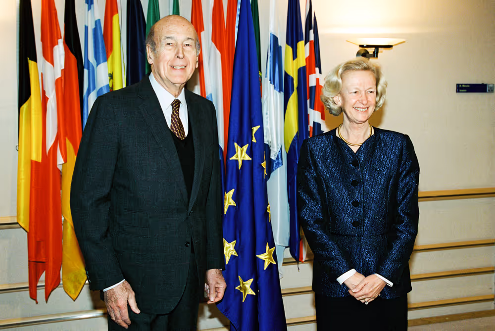 Nicole FONTAINE, EP President meets with Valery Giscard d’Estaing