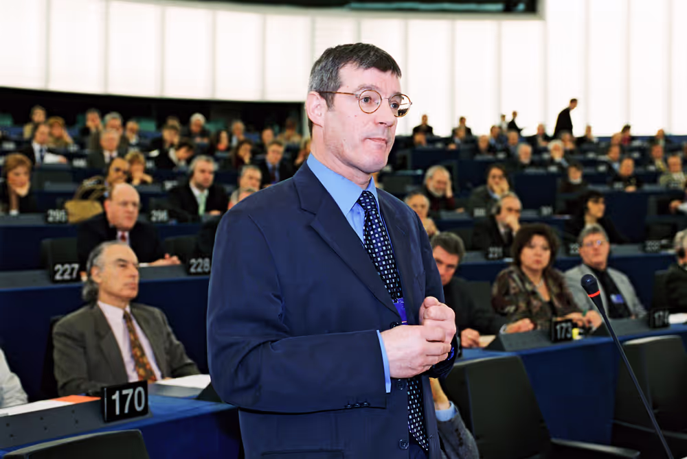 Election of Pat COX as new EP President during a plenary session in Strasbourg